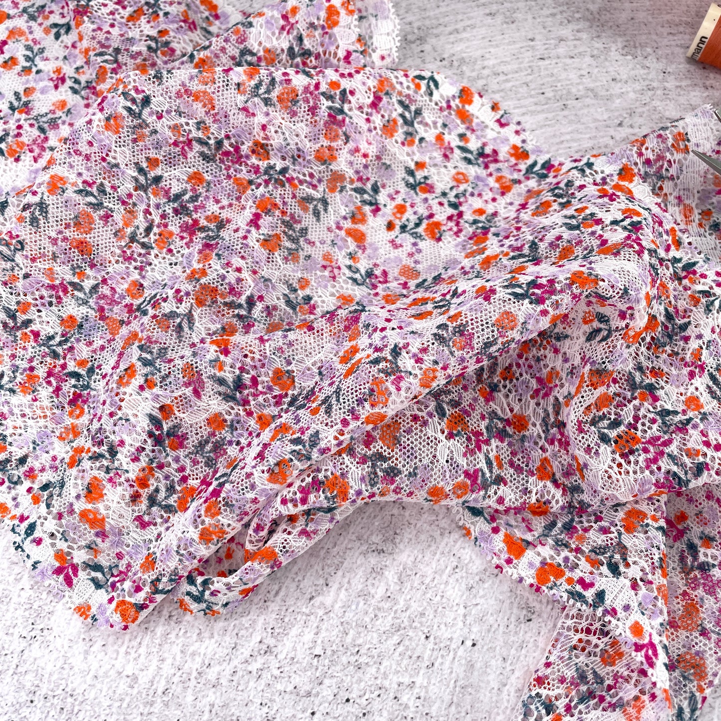 Stretch Lace ~ Petite Floral