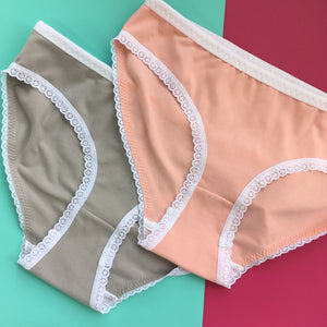 Mini Review ~ Acacia Underwear by Megan Nielsen Patterns
