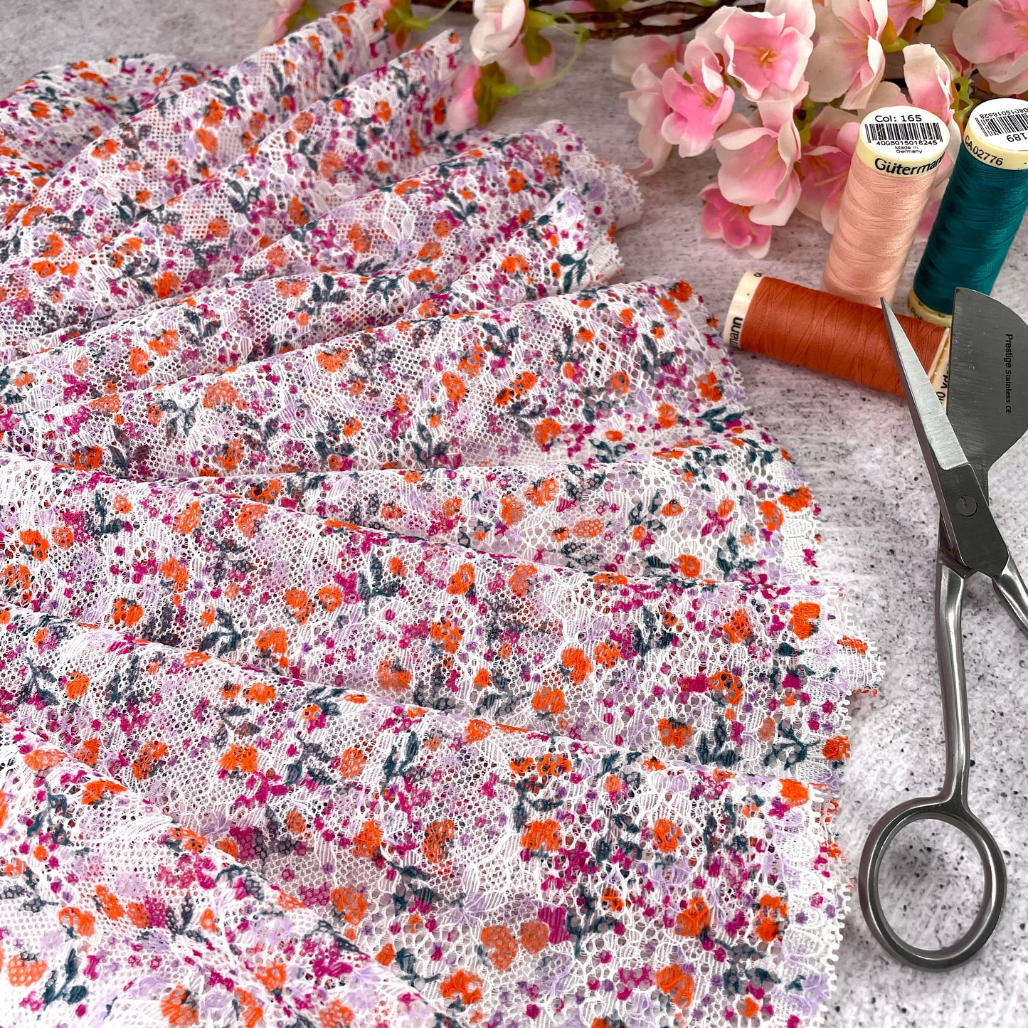 Stretch Lace ~ Petite Floral