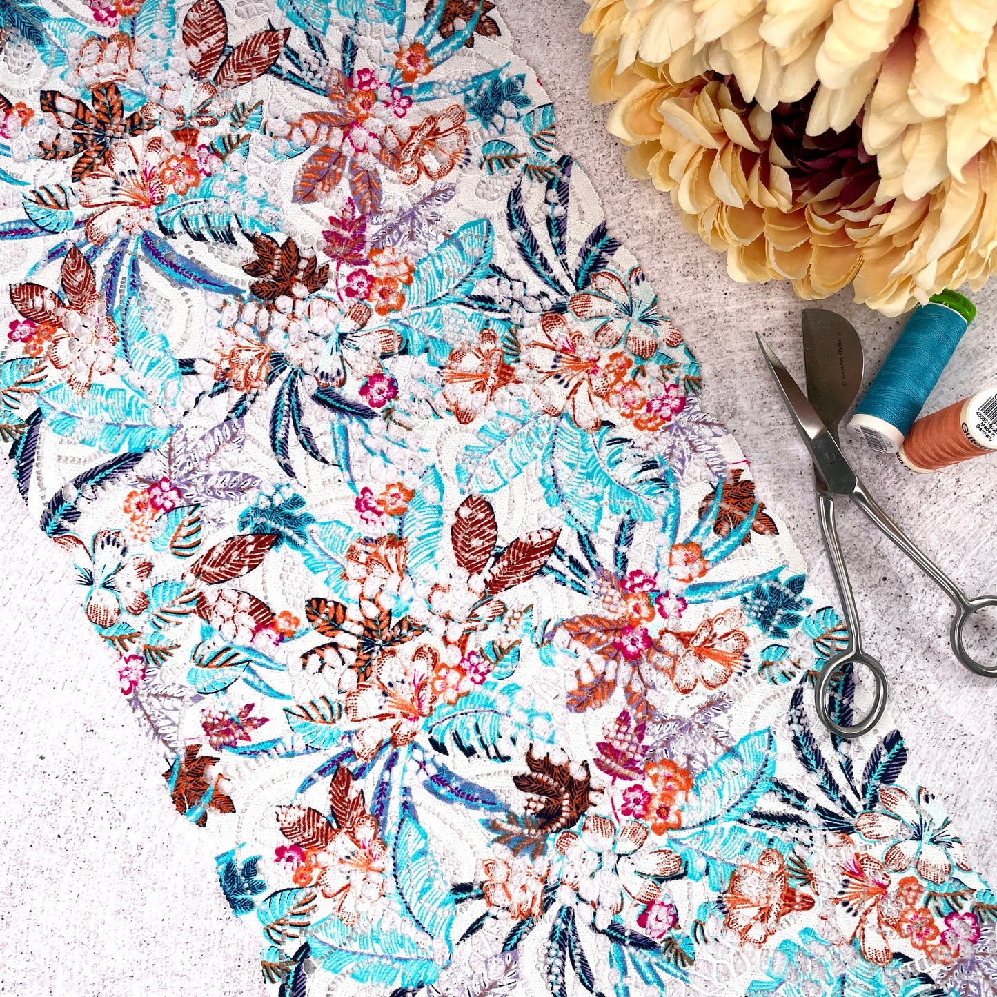 Stretch Lace ~ Tropical