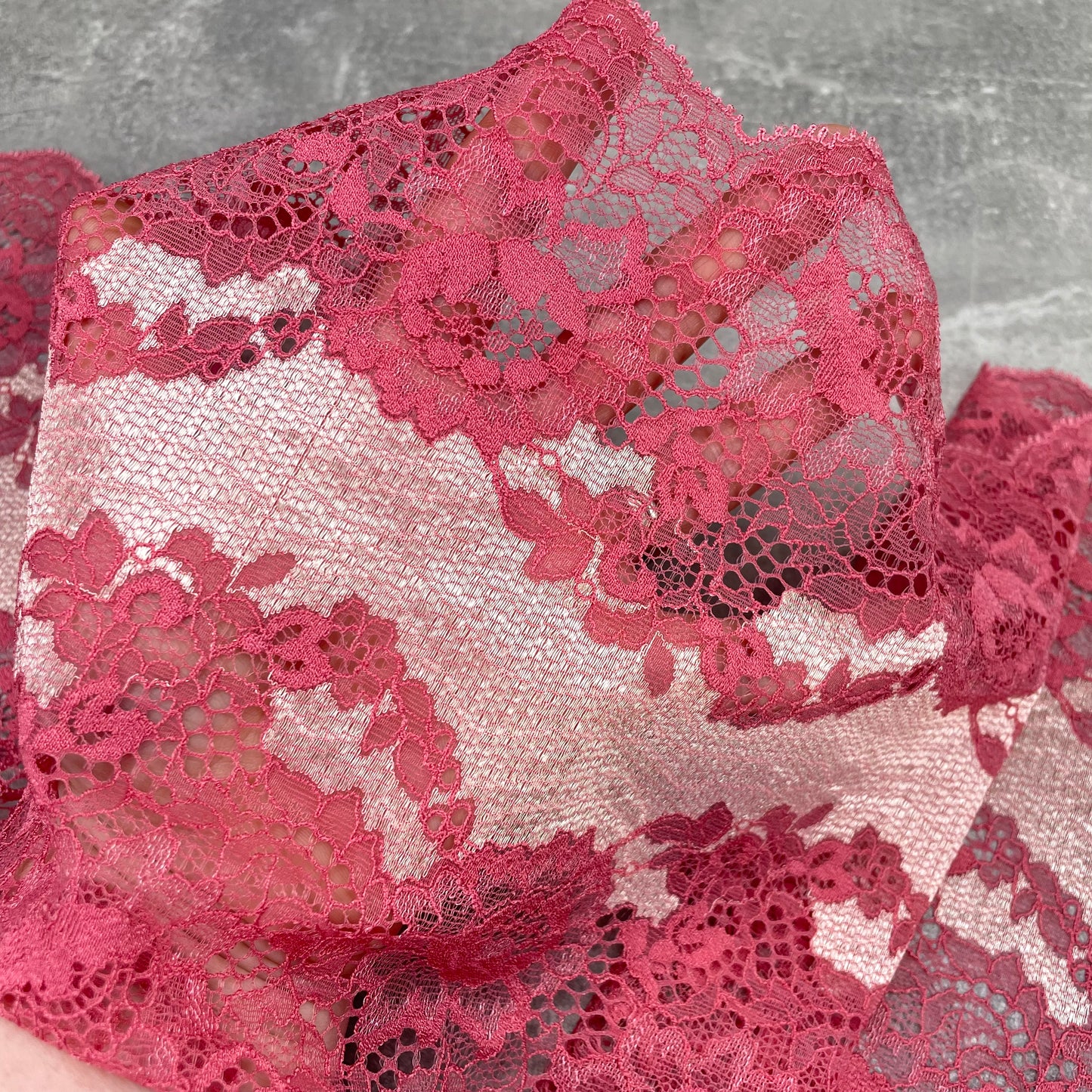 Stretch Lace ~ Rose Ripple