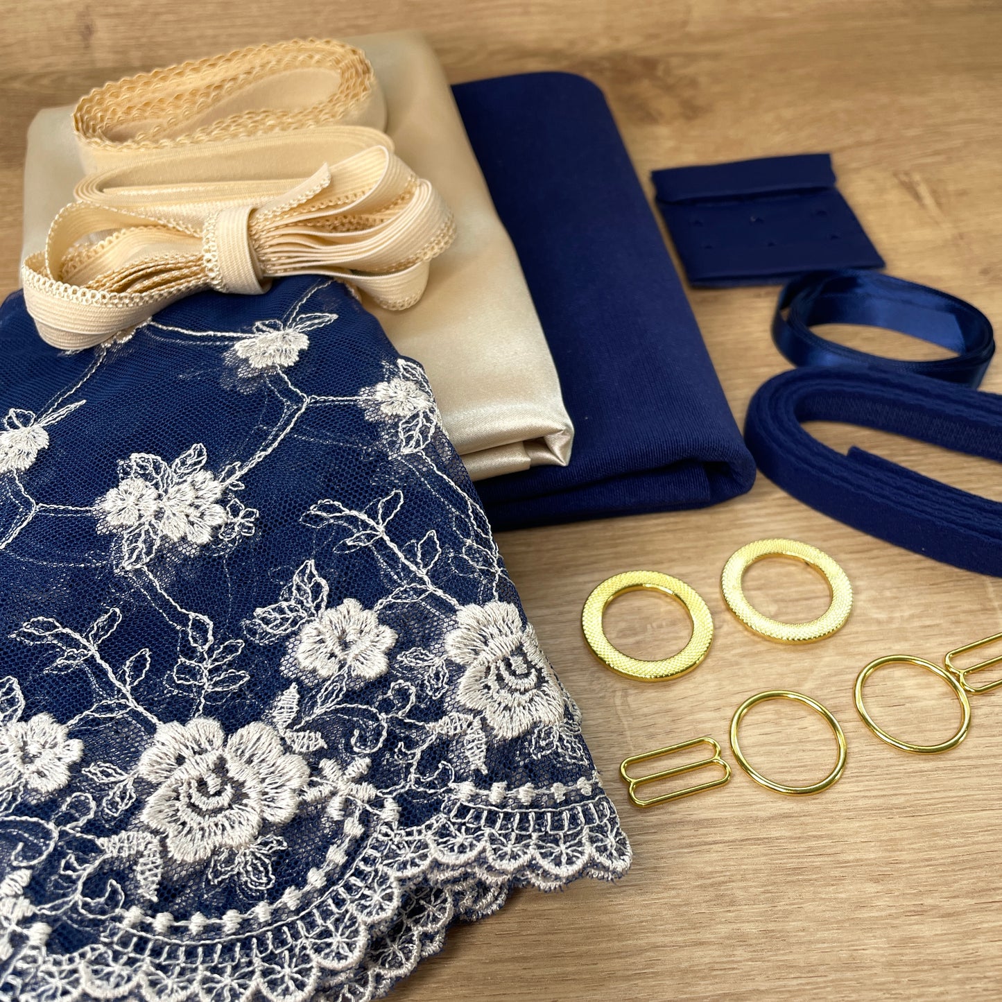 Limited Edition Kit ~ Masquerade ~ Underwire Bra + Briefs